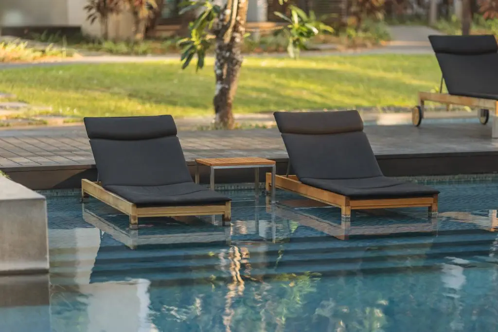 Twinpalms Surin Phuket Resort